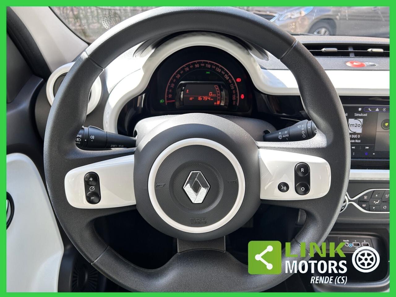 Renault Twingo SCe 65 CV Urban Night 06/2023