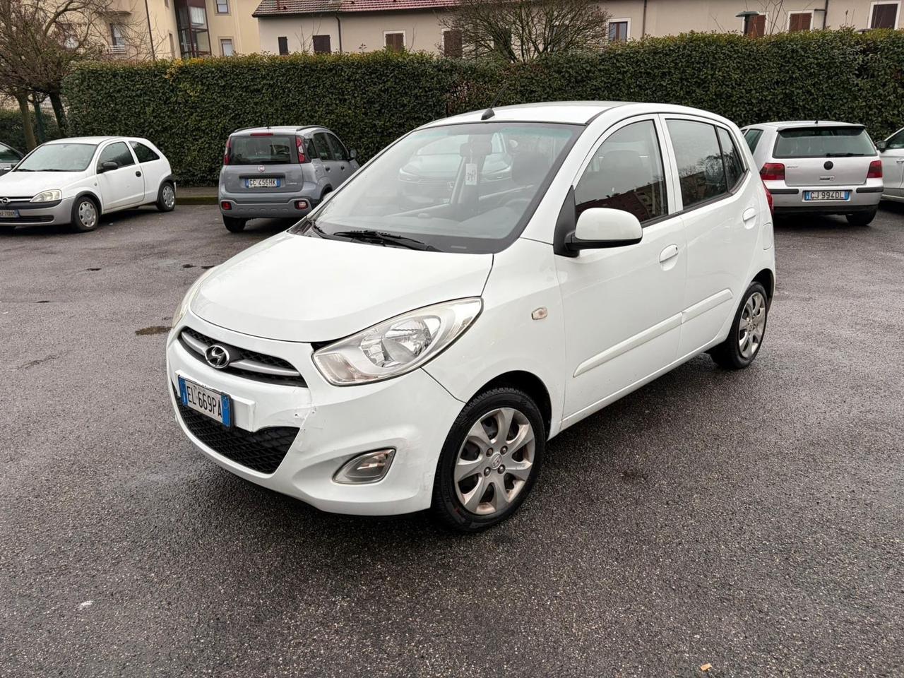 Hyundai i10 1.1 12V Sound Edition