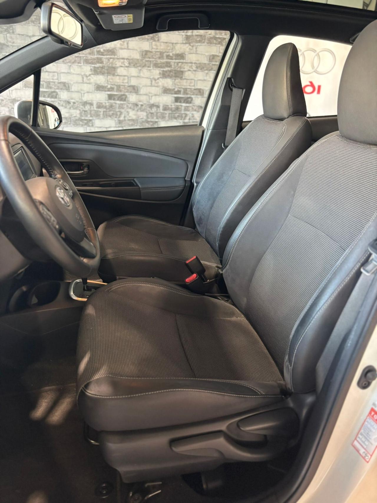 Toyota Yaris 1.5 Hybrid 5 porte GR-S 101cv