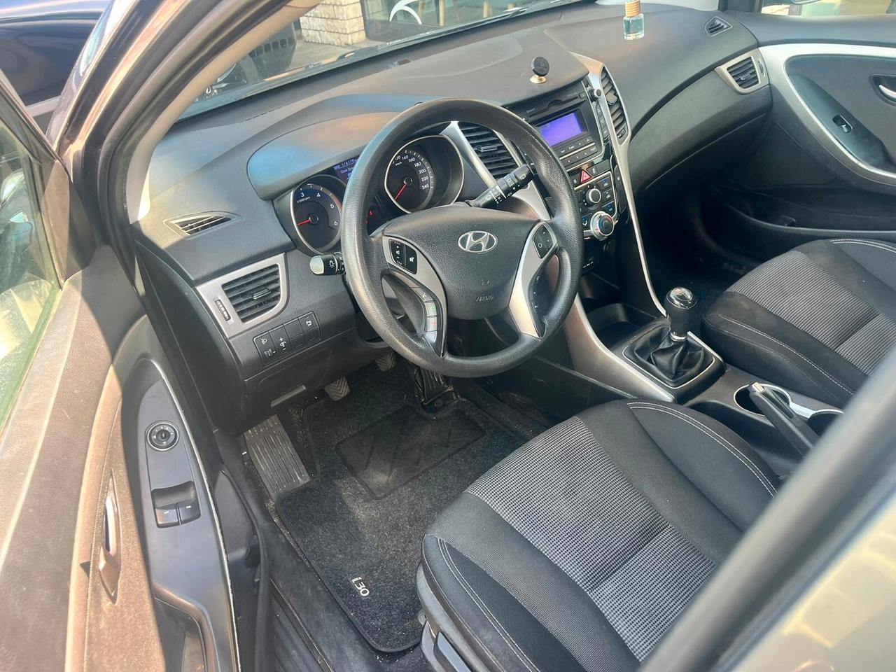 Hyundai i30 1.6 CRDi 5p. Comfort Neopat.