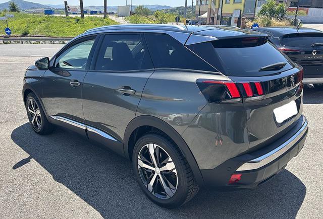 PEUGEOT 3008 BlueHDi 130 S&S EAT8 Allure