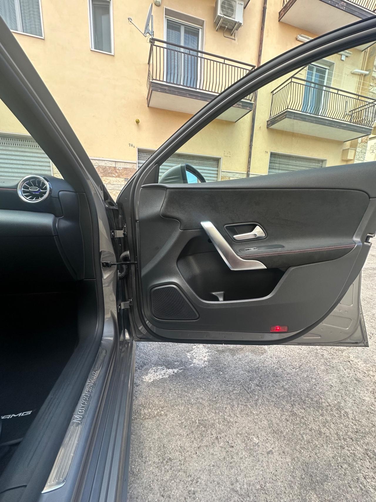 Mercedes-benz A 200 d Automatic Premium