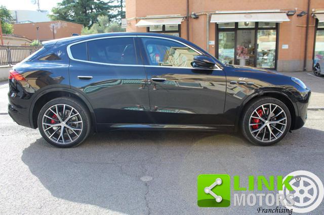 MASERATI Grecale MHEV 300 CV AWD GT