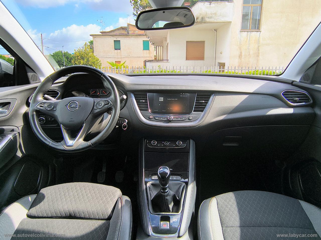OPEL Grandland X 1.5 D Ecotec S&S Bus. Ed.