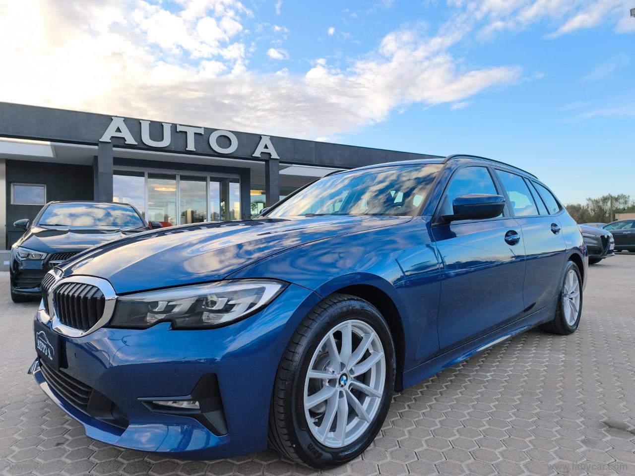 BMW 318d 48V Touring Business Advantage