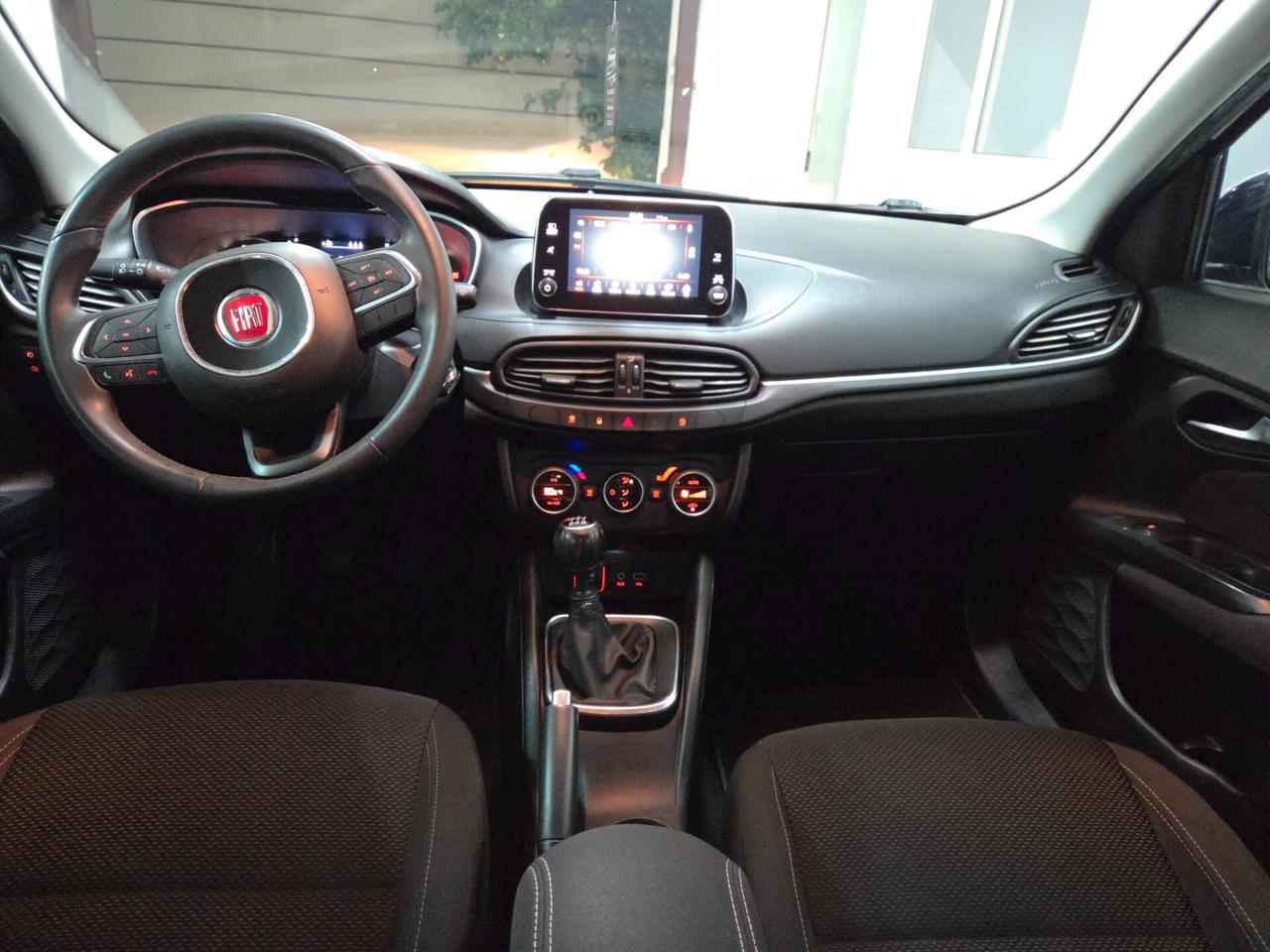 Fiat Tipo 1.6 Mjt S&S DCT SW Lounge