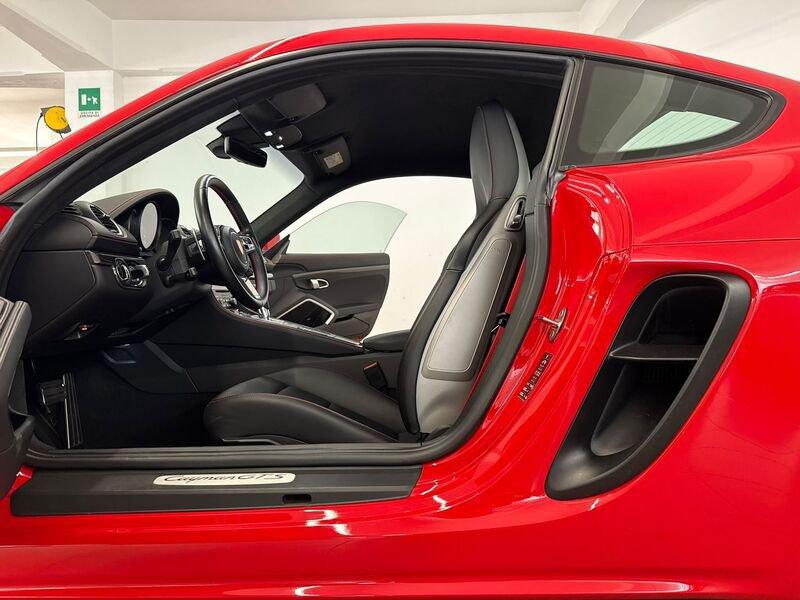 Porsche 718 718 Cayman 4.0 GTS pdk