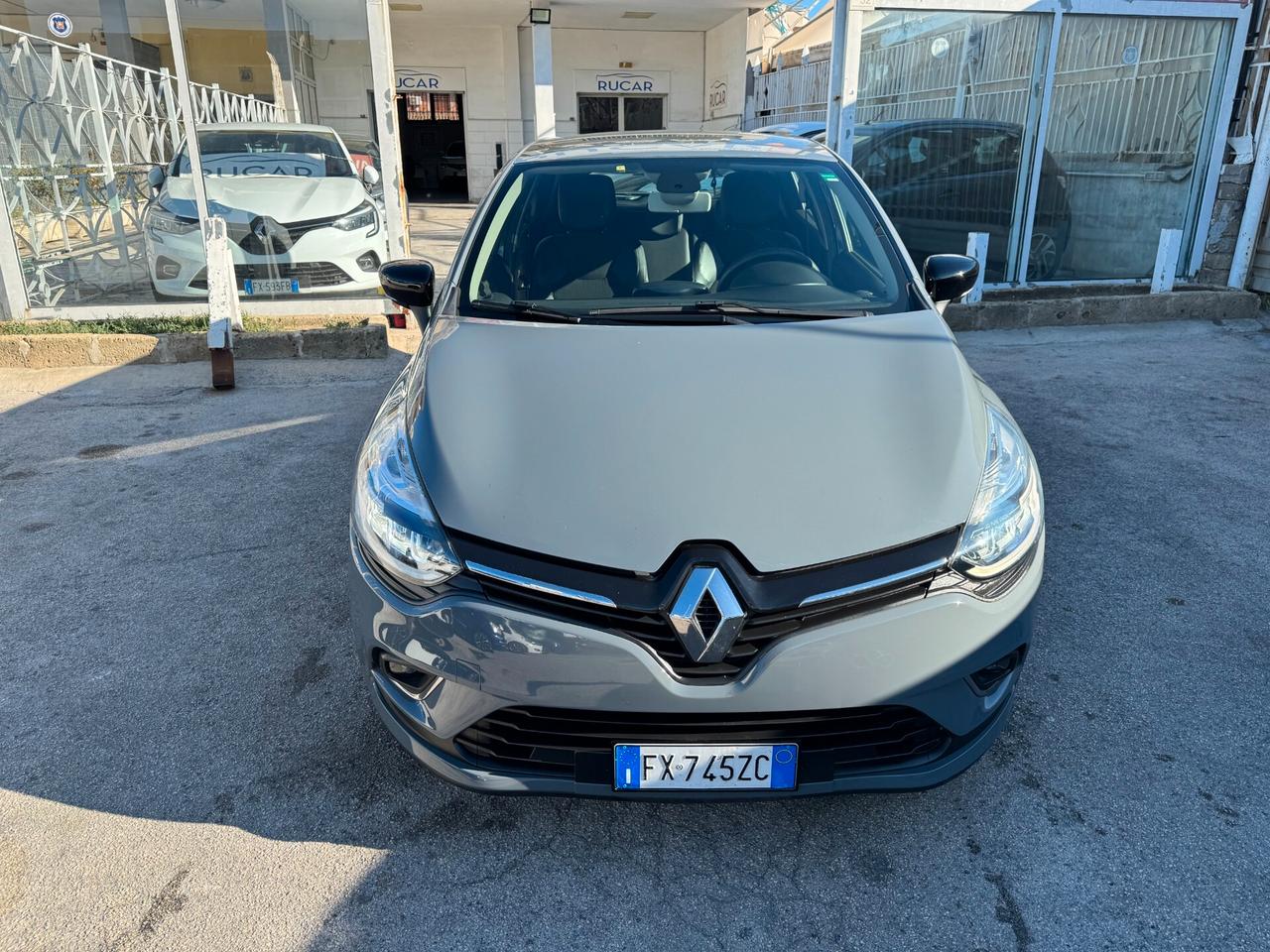Renault Clio1.5 DCI MOSCHINO FARI FULL LED 2019
