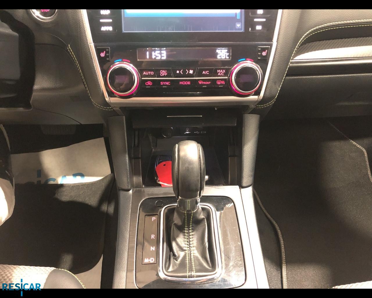 SUBARU Outback 2.5i Free lineartronic
