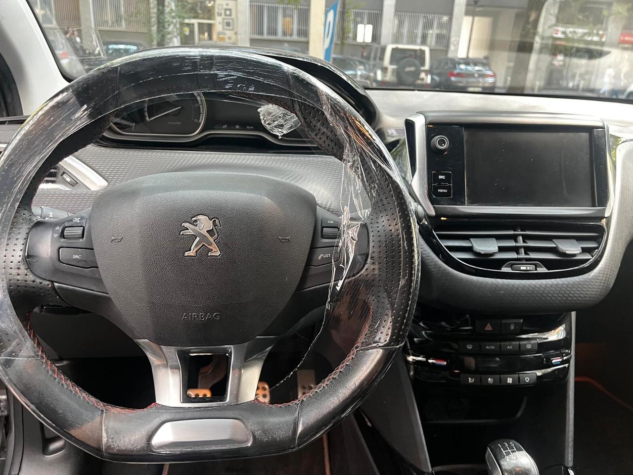 Peugeot 2008 BlueHDi 100 GT Line
