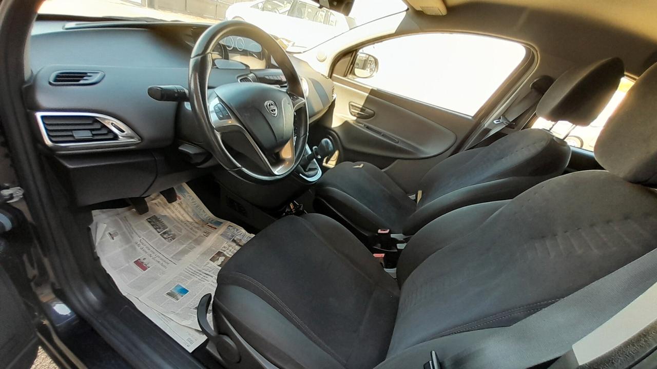 Lancia Ypsilon 1.2 69 CV 5 porte GPL Ecochic Elefantino