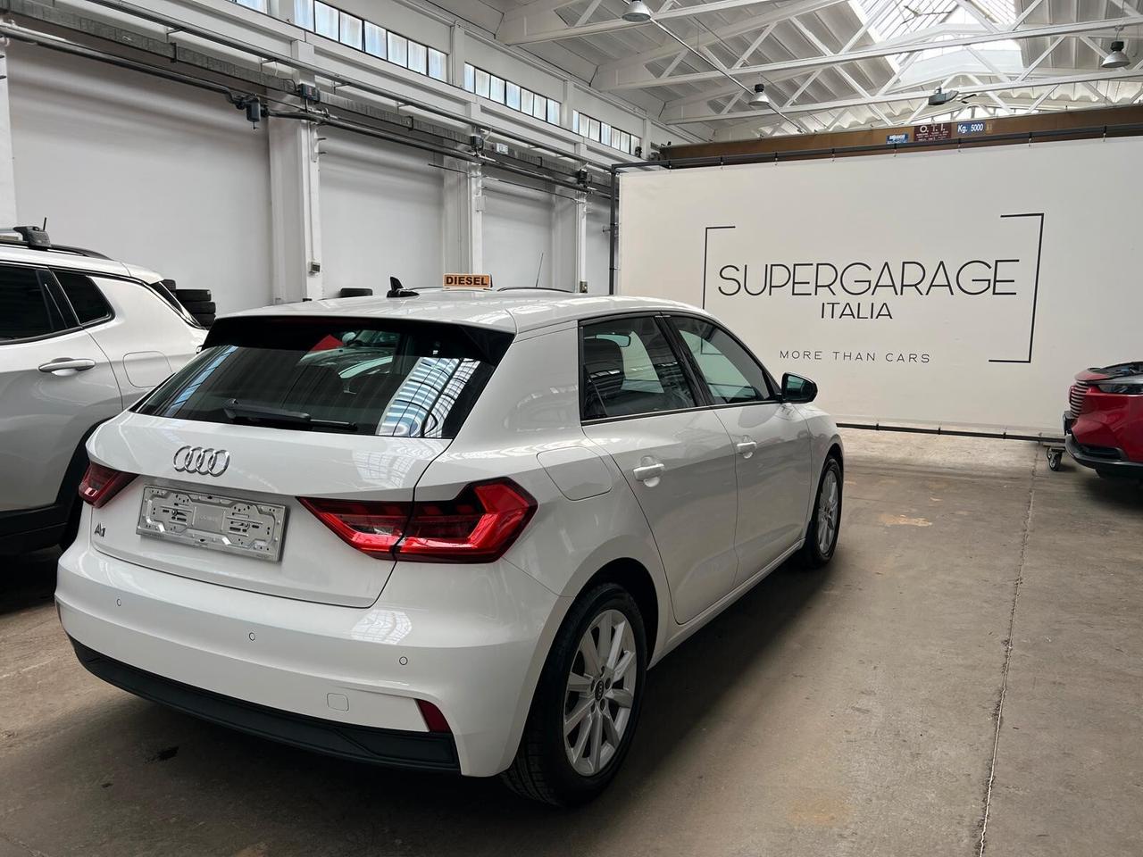 Audi A1 SPB 30 TFSI S tronic SOLO 19000KM
