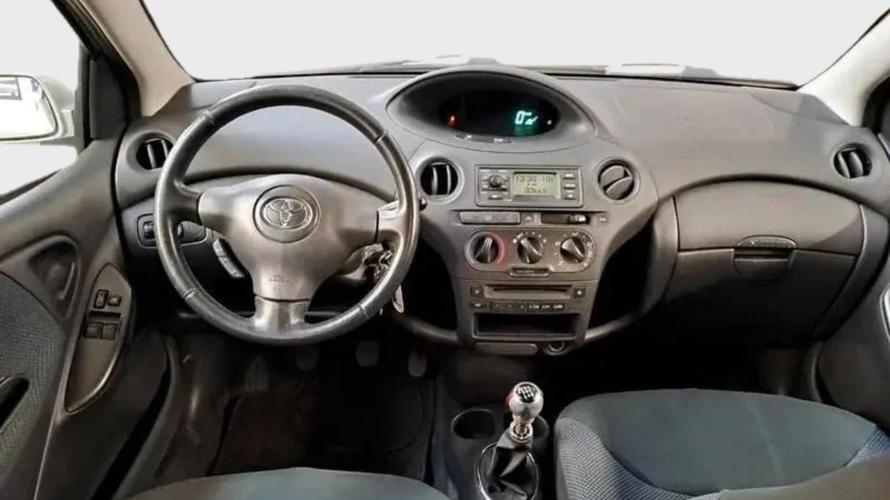 Toyota - Yaris 5p 1.0 Expo