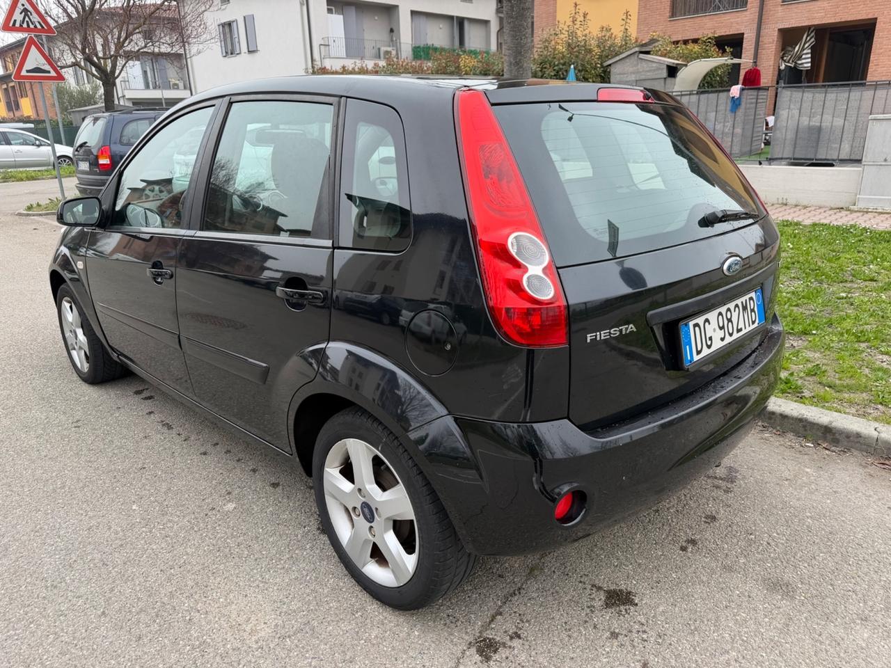 Ford Fiesta 1.4 TDCi 5p. Titanium