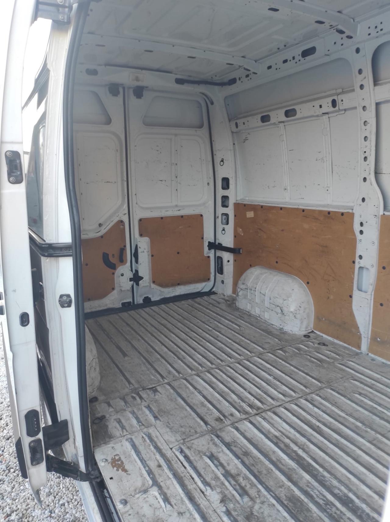 Renault Master T35 2.3 dCi/130CV Iva Compresa