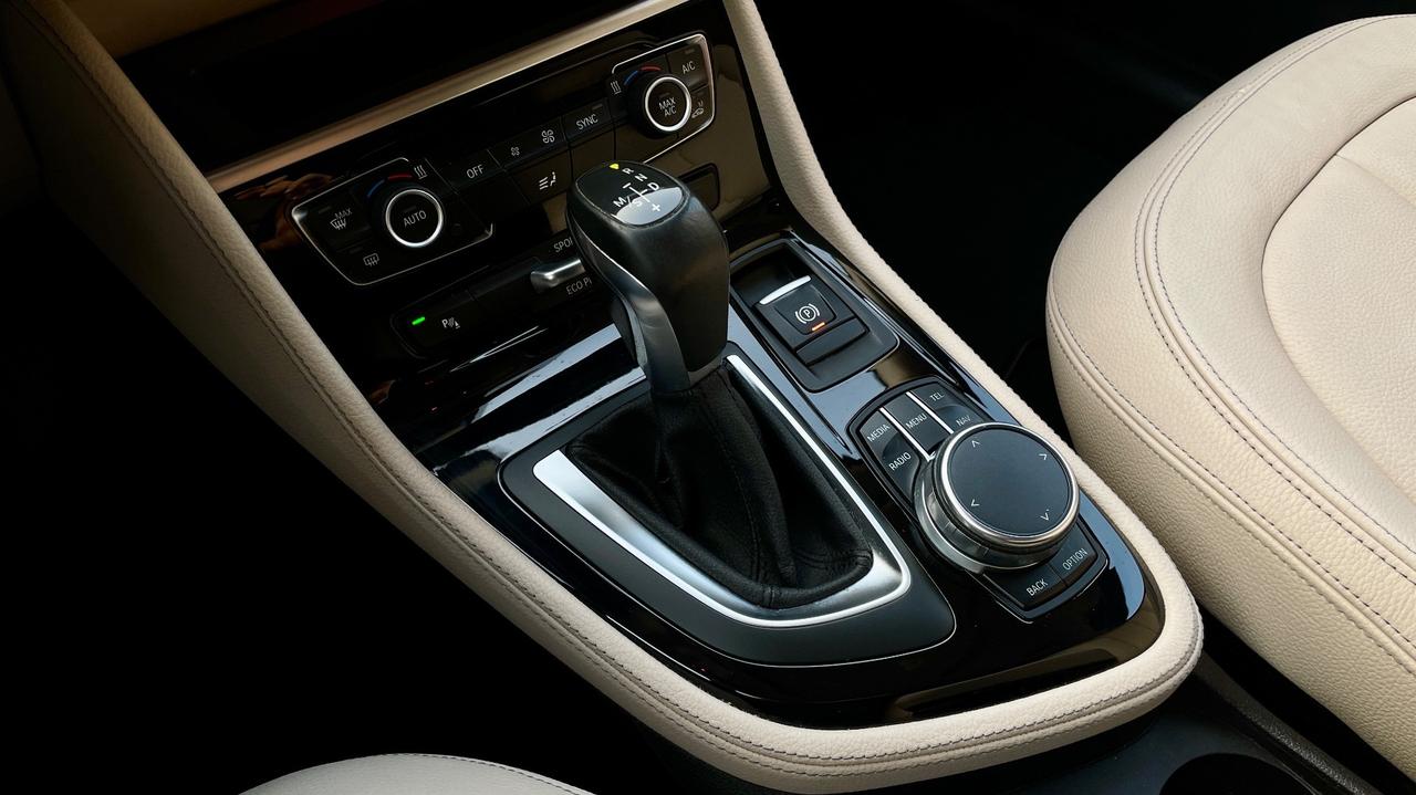 BMW 220D 2.0 LUXURY X-DRIVE 190CV - FULL LED, PELLE, PACCHETTO LUCI