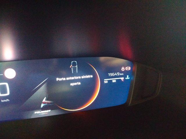 PEUGEOT 2008 PureTech 100 S&S Allure