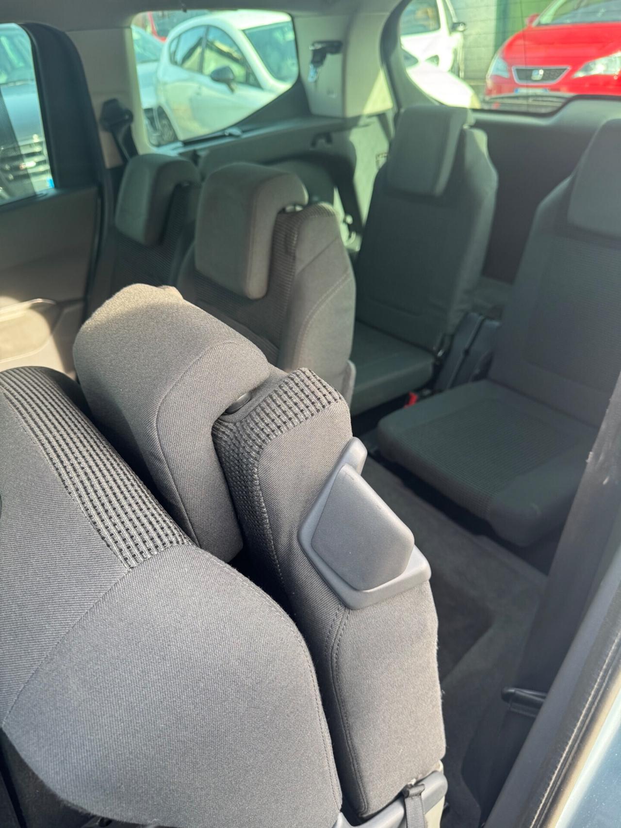 Peugeot 5008 1.6 HDi 112CV Business 7 posti