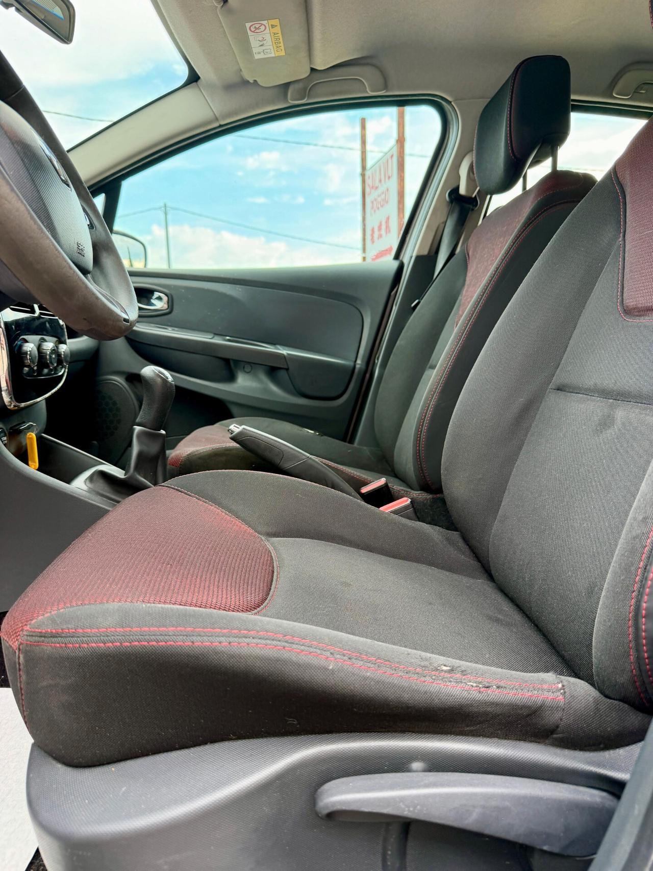 Renault Clio 1.2 75CV 5 porte Live - ok neopatentato