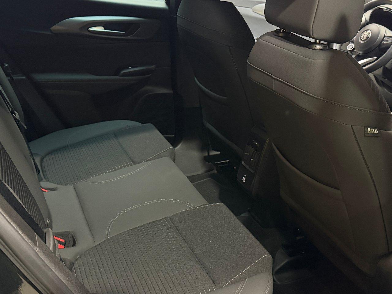 Alfa Romeo Tonale 1.3 phev Sprint Q4 280cv at6