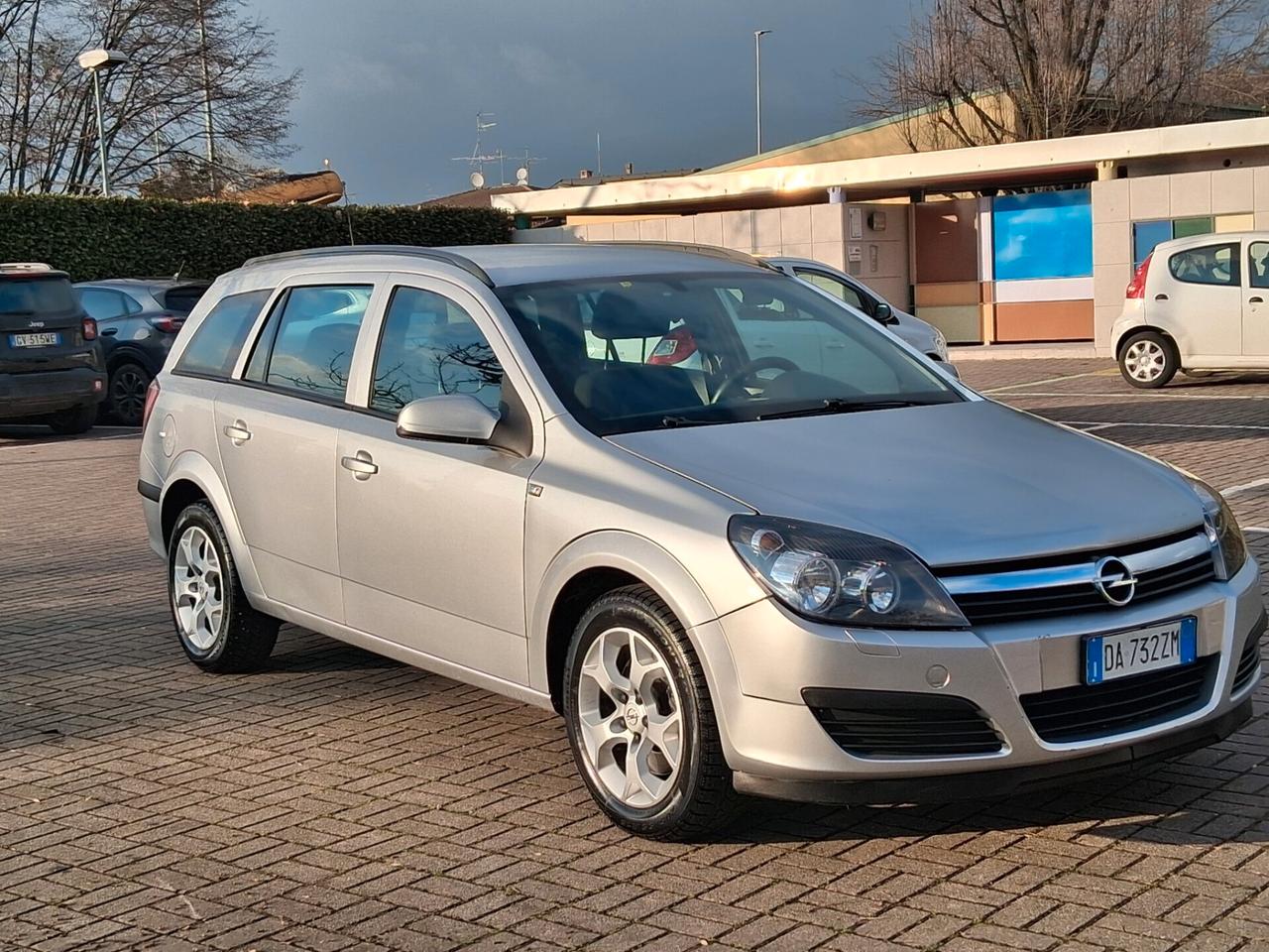 Opel Astra 1.9 CDTI 120CV Station Wagon Cosmo..320 147 1147 WHATSAPP