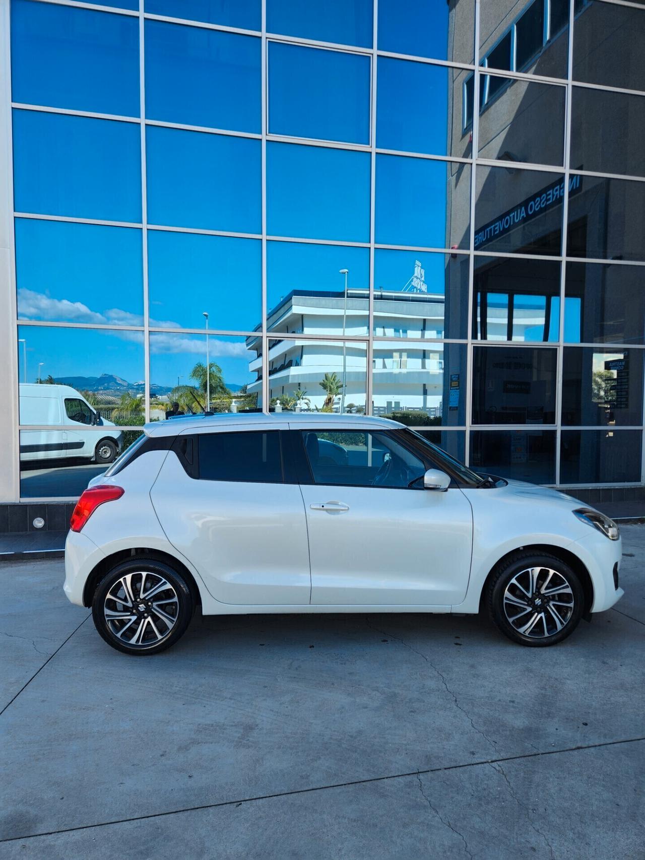 Suzuki Swift 1.2 Hybrid Top