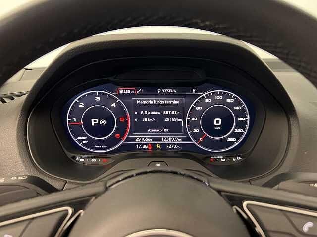 Audi Q2 35 TDI quattro S tronic Admired
