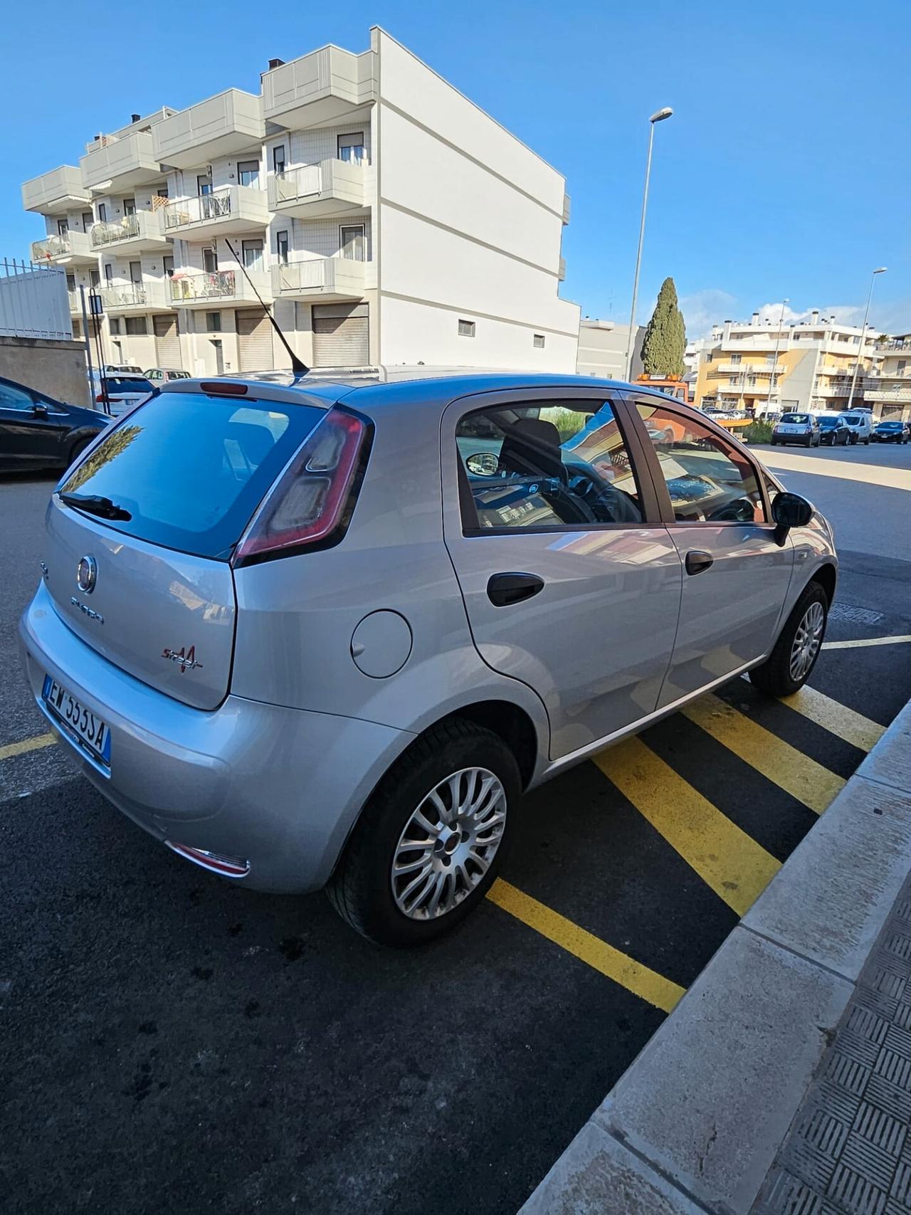 Fiat Punto 1.4 8V 5 porte Natural Power Lounge