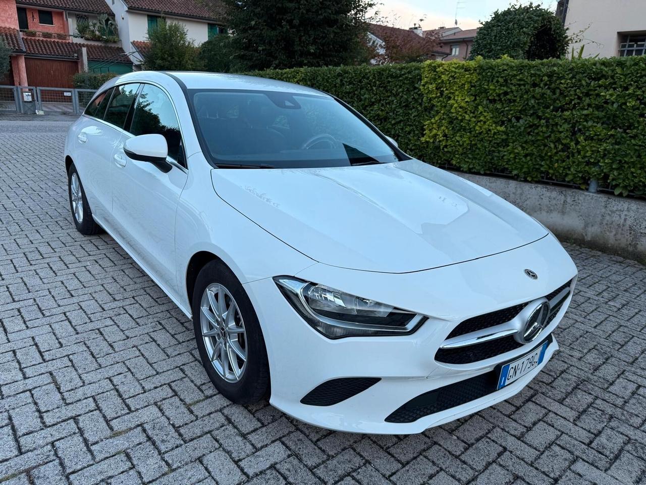 Mercedes-benz CLA 180 d Automatic Executive