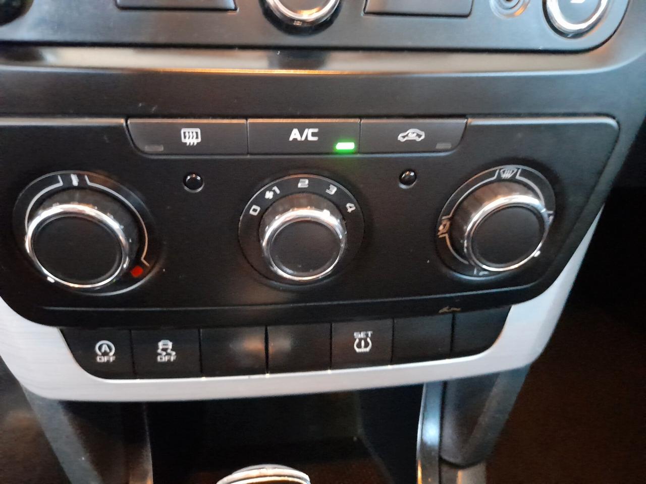 Skoda Yeti 1.6 TDI CR 105CV Ambition DSG GreenTec