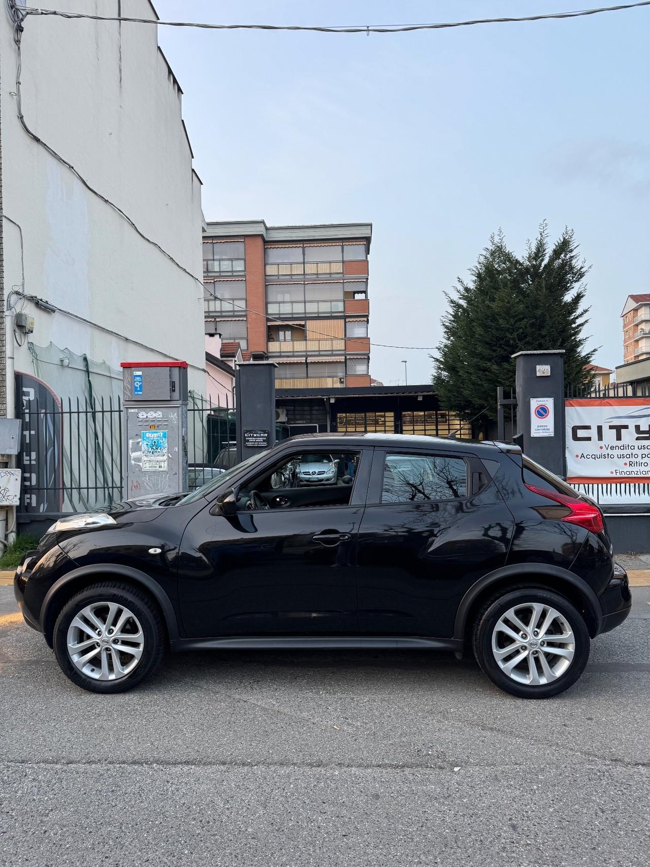Nissan Juke 1.6 117 cv GPL di casa