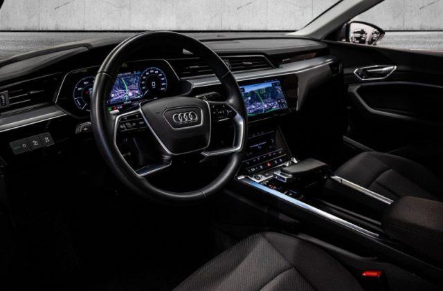 AUDI e-tron SPB 55 quattro Business