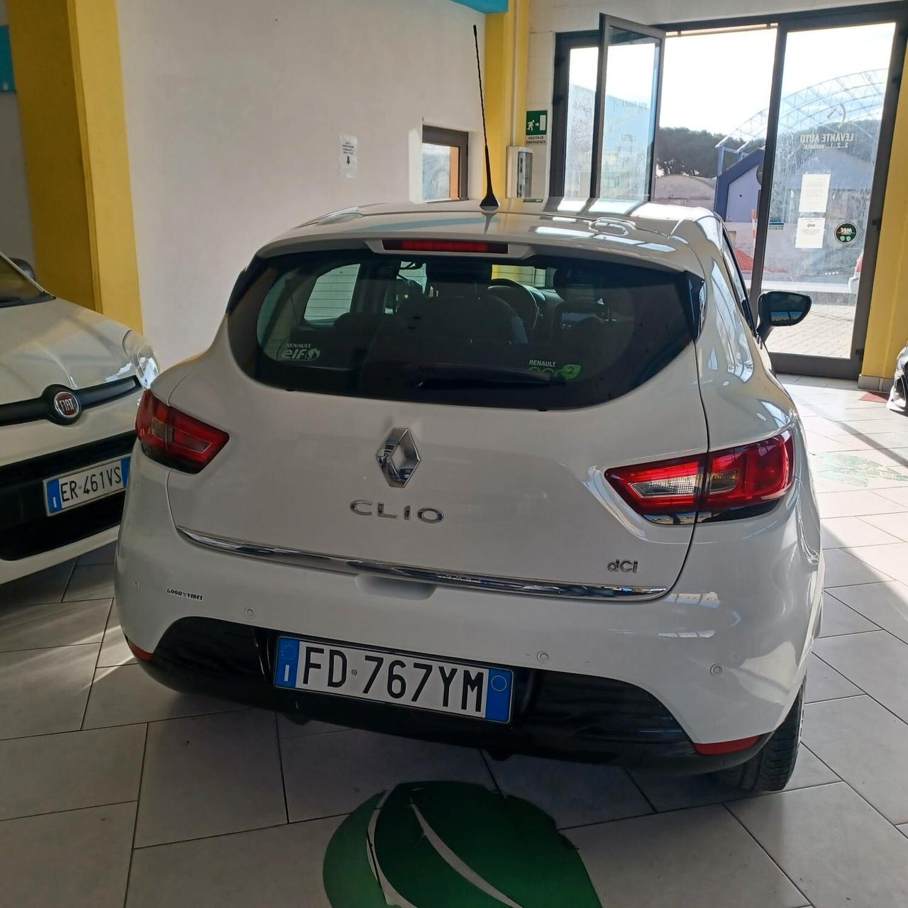 UNICO PROPRIETARIO CLIO 1.5 DCI NEOPATENTATI