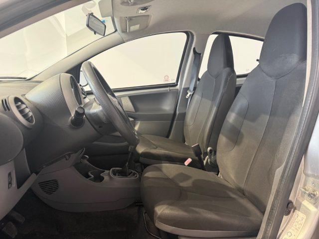 TOYOTA Aygo 1.0 12V VVT-i 5 porte Now Red Edition