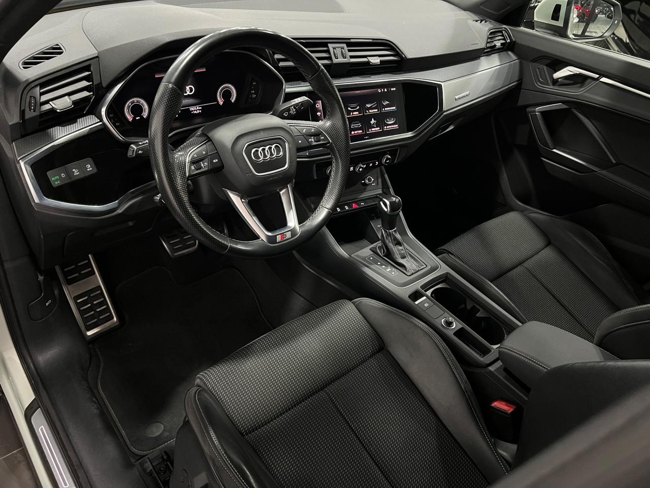 Audi Q3 35 2.0 TDI STronic SLine Quattro 150 cv