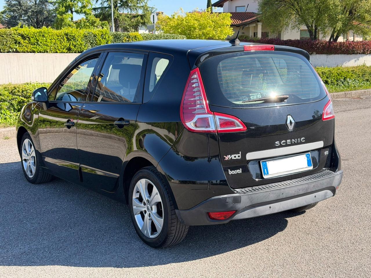 Renault Scenic Scénic X-Mod 1.5 dCi 110CV