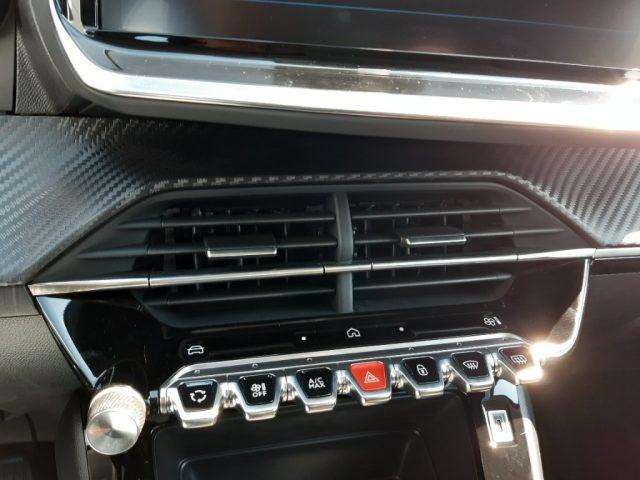 PEUGEOT 208 PureTech 75 Stop&Start 5 porte Style