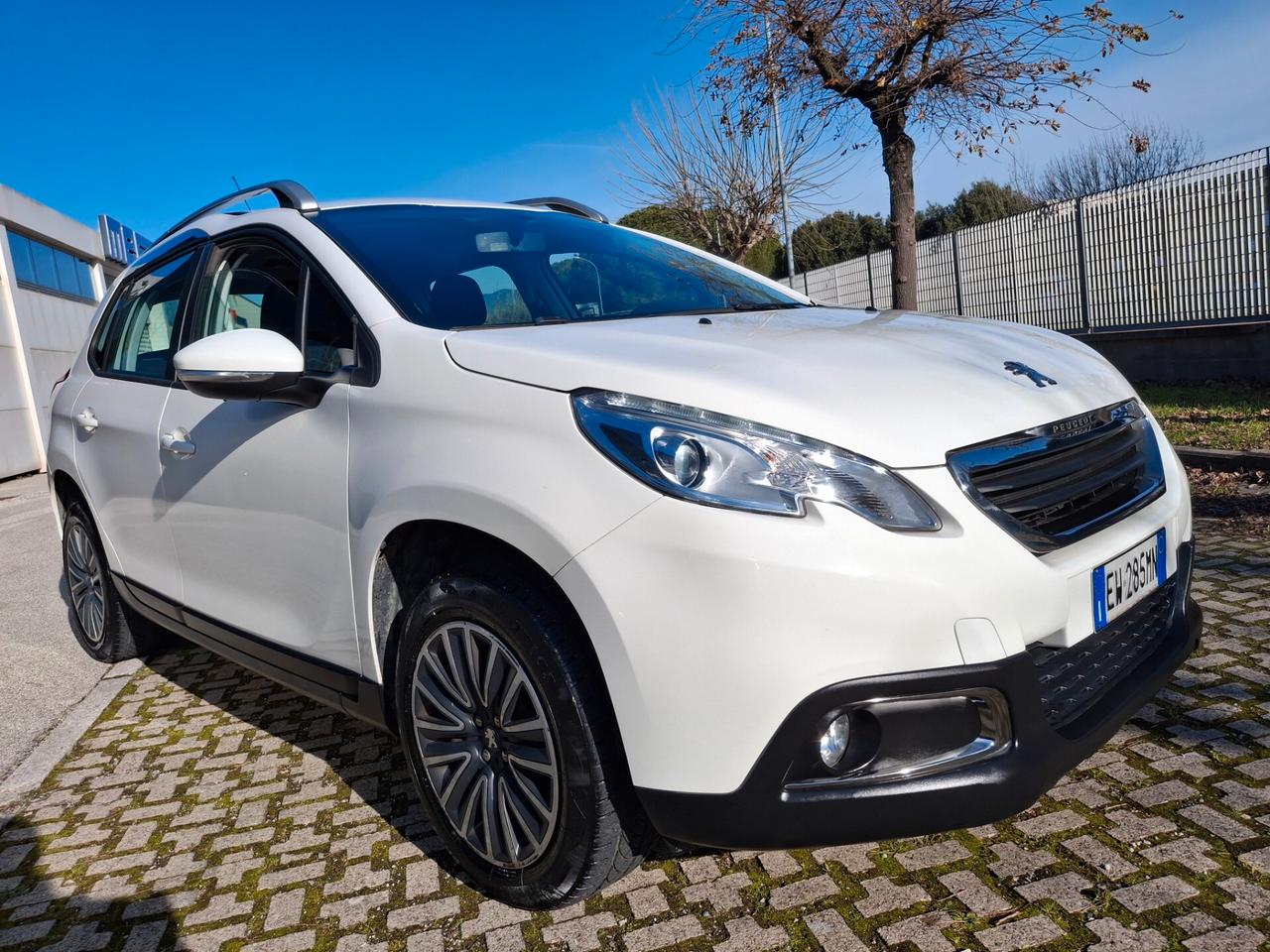 Peugeot 2008 1.6 e-HDi 92 CV Stop&Start Urban Cross