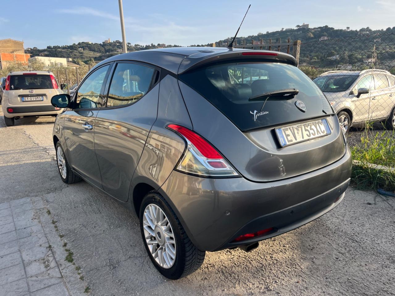 Lancia Ypsilon 1.3 MJT 16V 95 CV 5 porte S&S Platinum