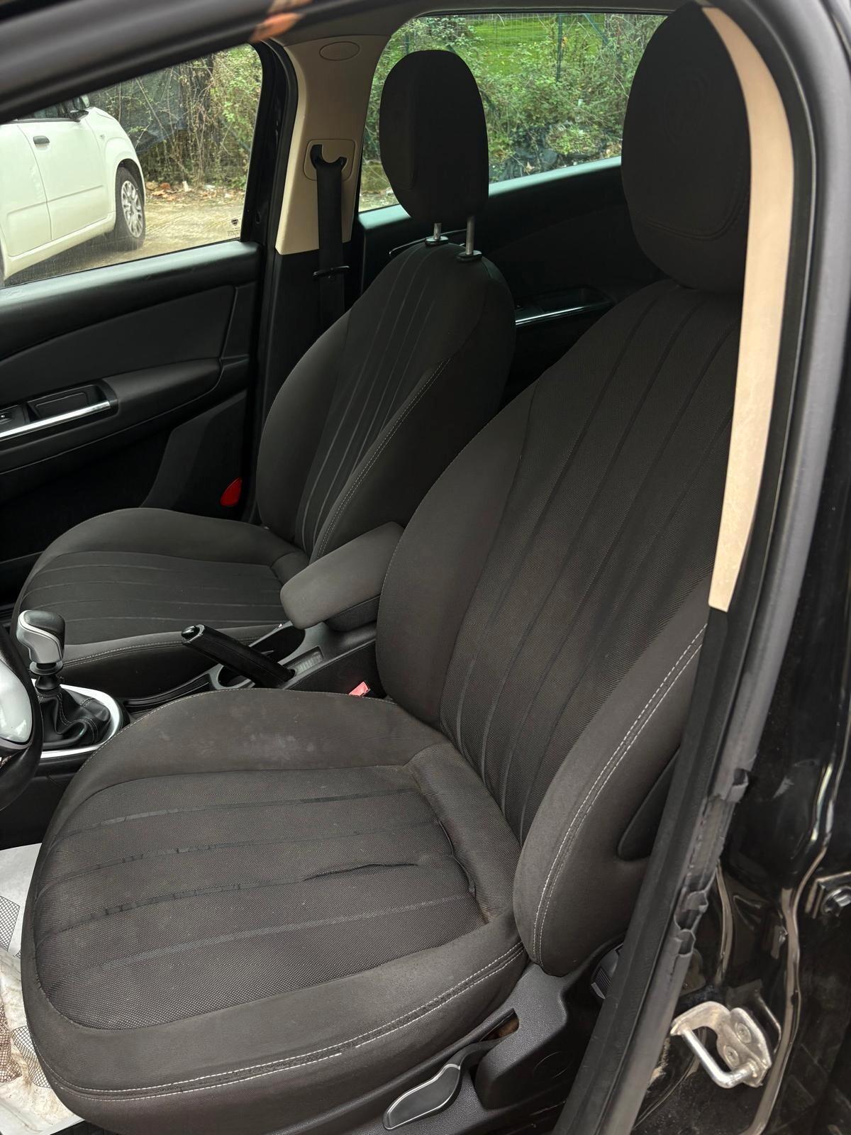 Lancia Delta 1.6 MJT DPF Gold