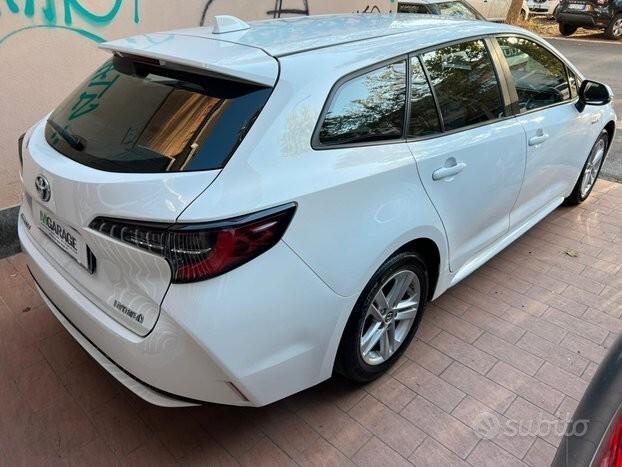 Toyota Corolla Touring Sports 1.8 Hybrid Business
