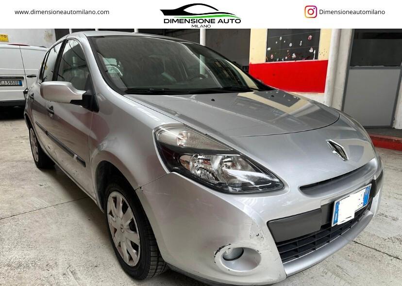 Renault Clio 1.2 16V 5 porte Dynamique