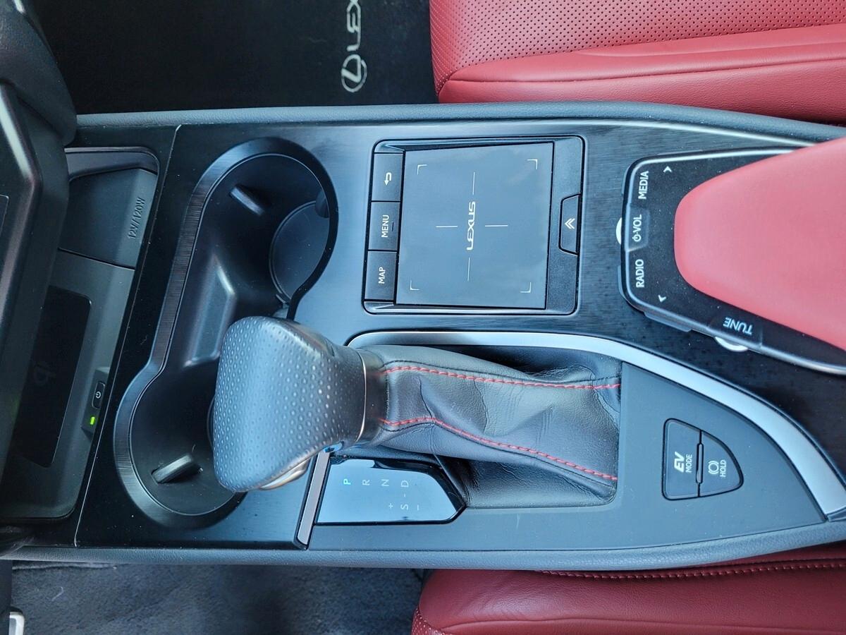 Lexus UX Hybrid F Sport 250h 2.0