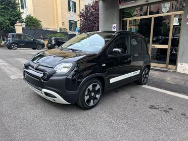 FIAT Panda 1.0 FireFly S&S Hybrid Pandina Cross-Navi-Carplay