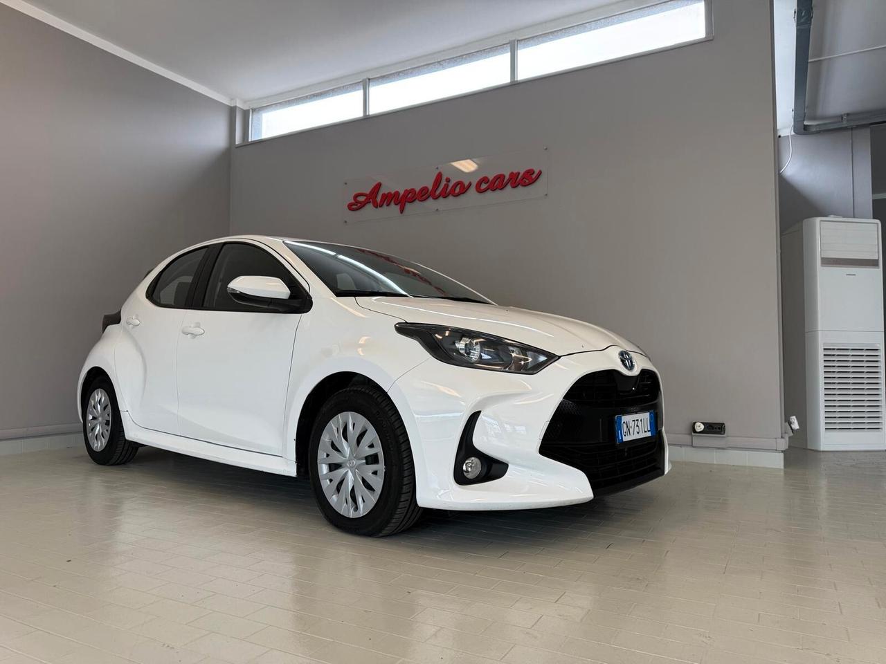 Toyota Yaris 1.5 Hybrid 5 porte Business