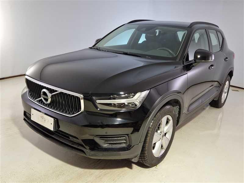 VOLVO XC40 T2 automatico Momentum Core