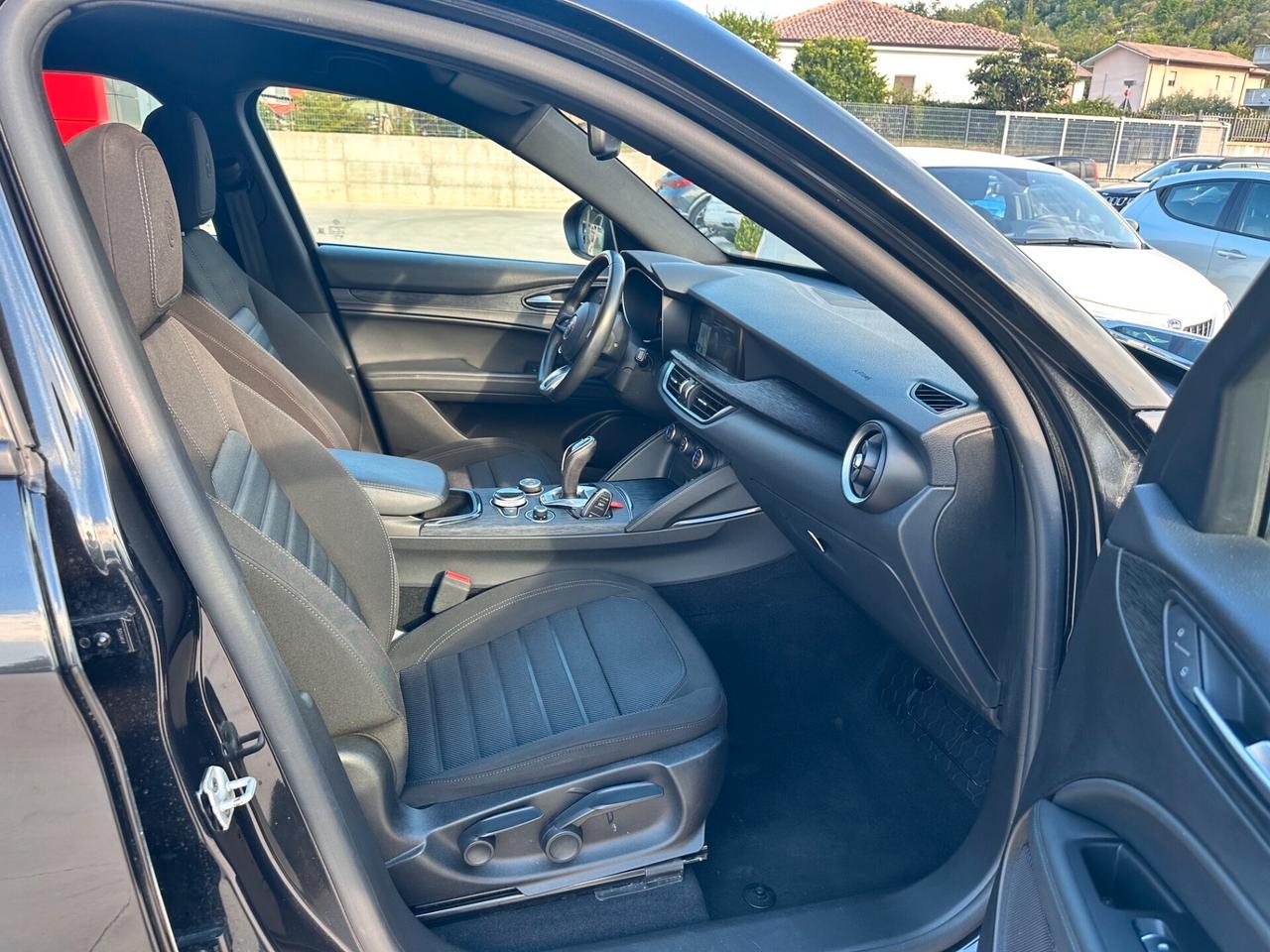 Alfa Romeo Stelvio 2.2 Turbodiesel 210 CV AT8 Q4 Super