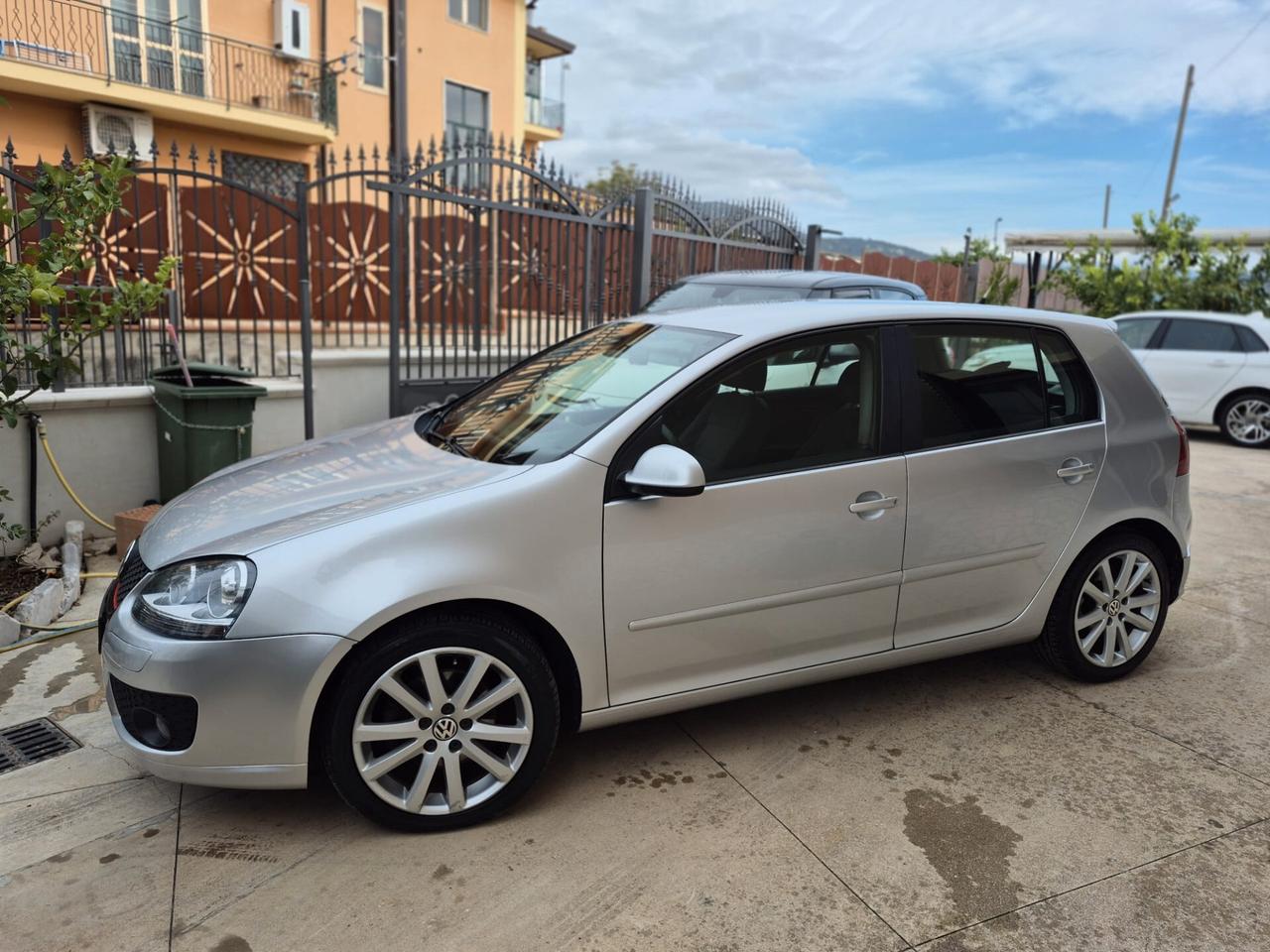 Volkswagen Golf 1.9 TDI DPF 5p. 5m. GT Sport