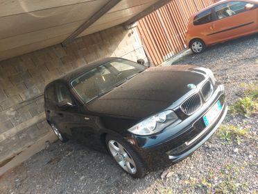 Bmw 118 Serie 1 118D 2011 tagliandata