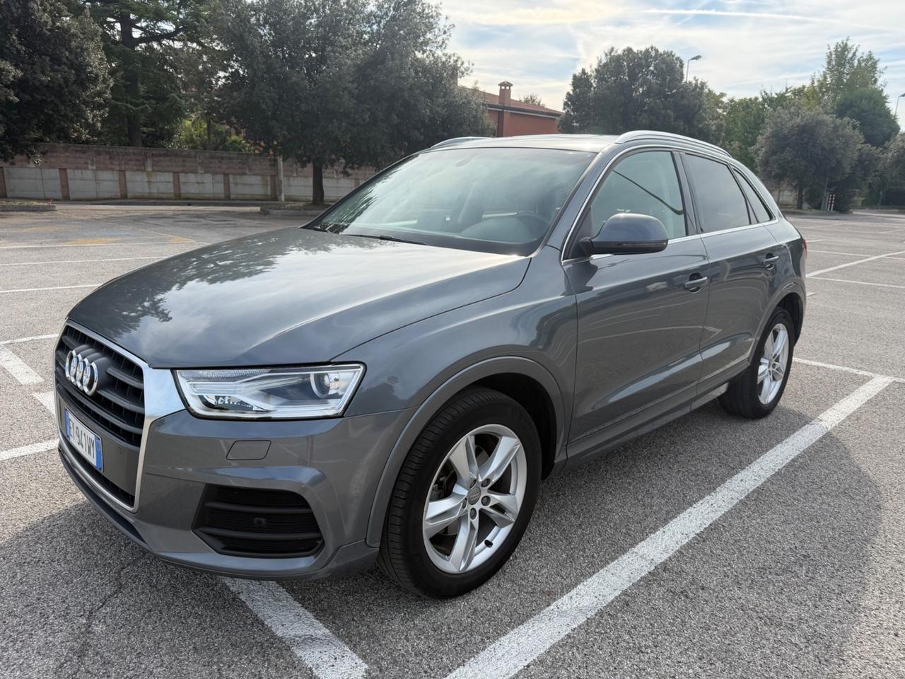 Audi Q3 2.0 TDI 150 CV quattro Business